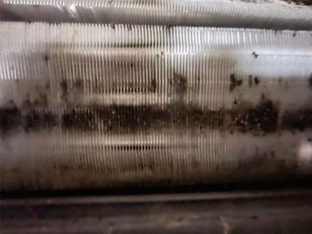 三木市大村 戸建て 熱交換器洗浄 ビフォー