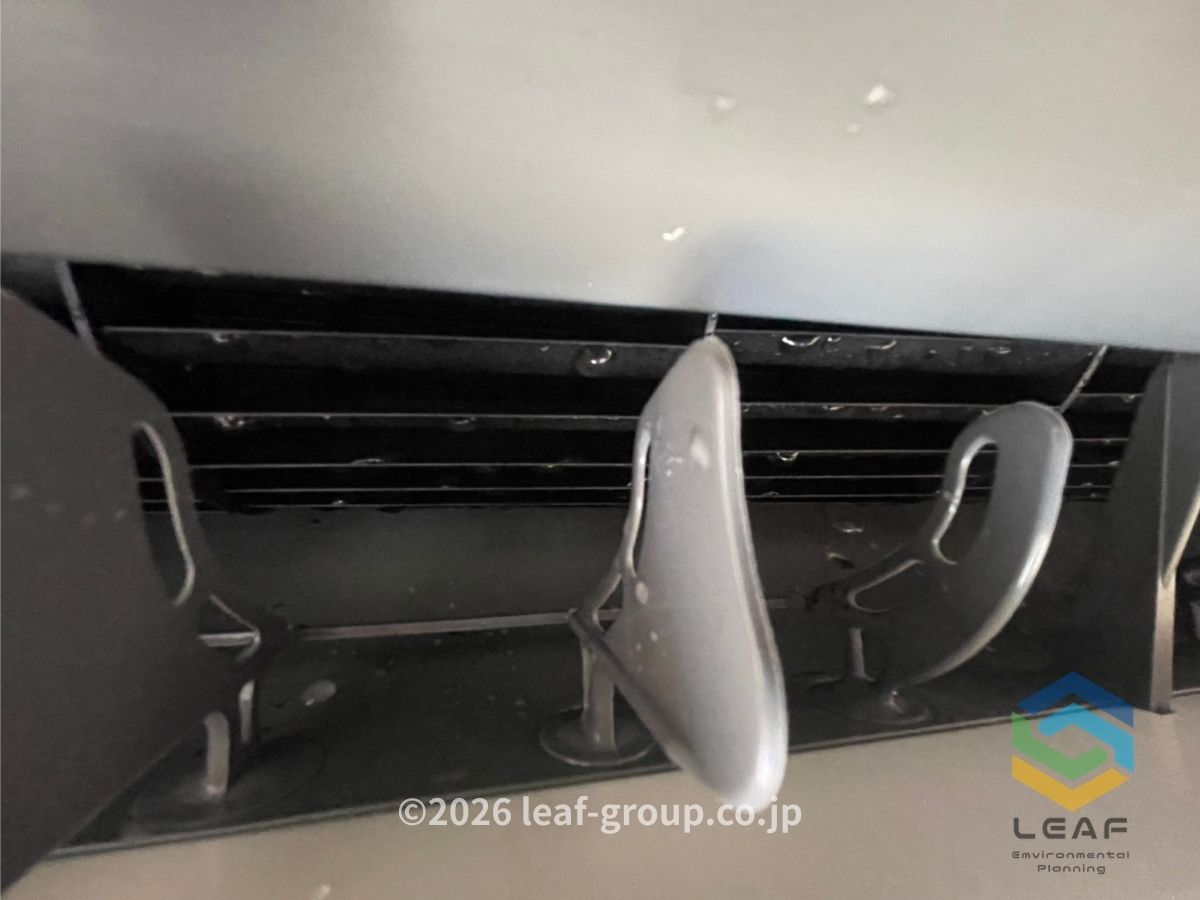 神戸市中央区下山手通｜通常タイプの分解洗浄｜送風口のカビ汚れ　アフター