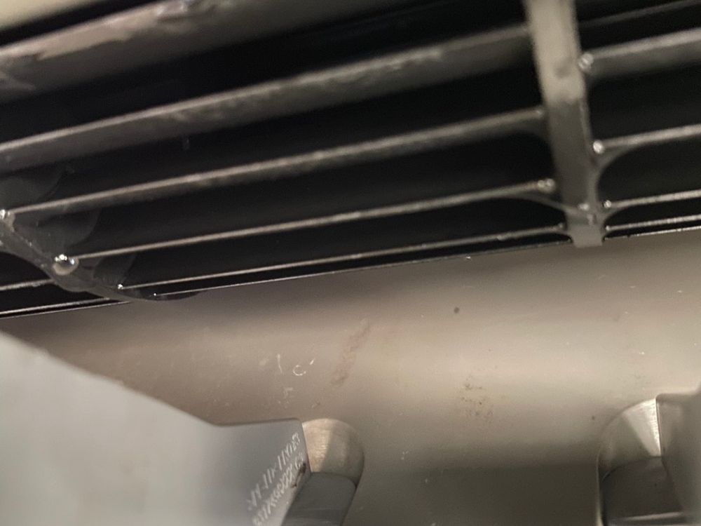 神戸市中央区元町通　通常タイプの分解洗浄｜送風口のカビ汚れ　アフター