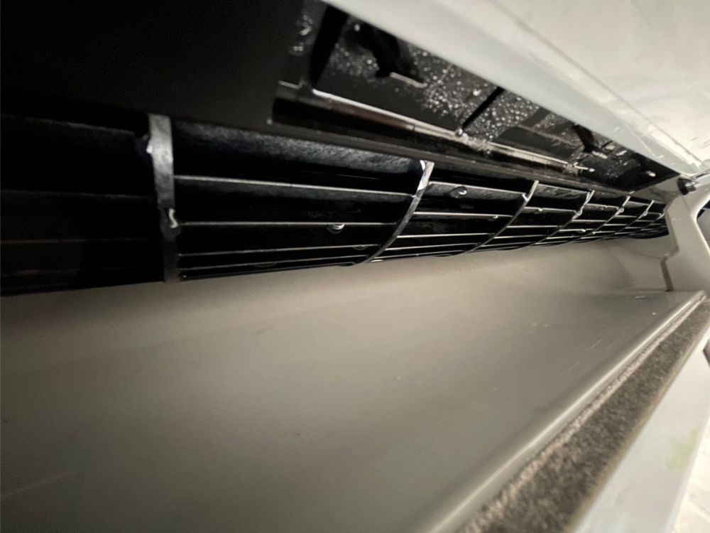 神戸市灘区六甲町　通常タイプのエアコンクリーニング｜送風ファンのカビ除去　アフター