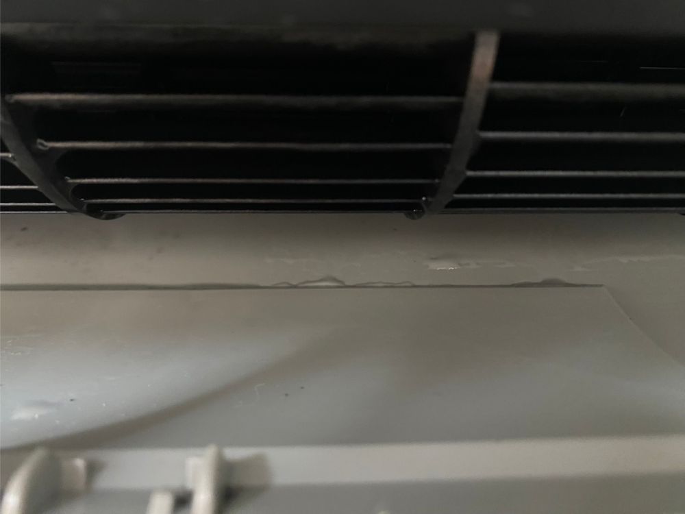 神戸市長田区長田町　通常タイプのエアコンクリーニング｜送風ファンのカビ汚れ　アフター