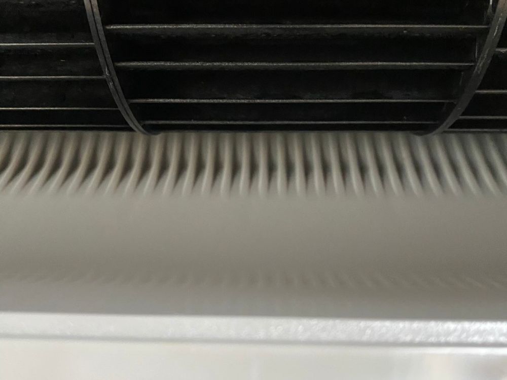 神戸市垂水区舞子台　通常タイプのエアコンクリーニング｜送風ファンのカビ汚れ　アフター