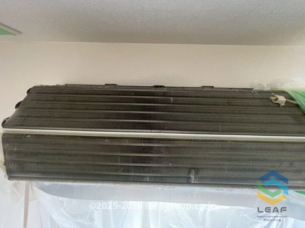 エアコン 熱交換器 汚れ 洗浄前