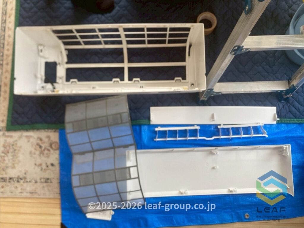 分解パーツ 汚れ