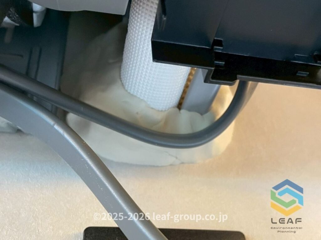 配管穴 パテ埋め