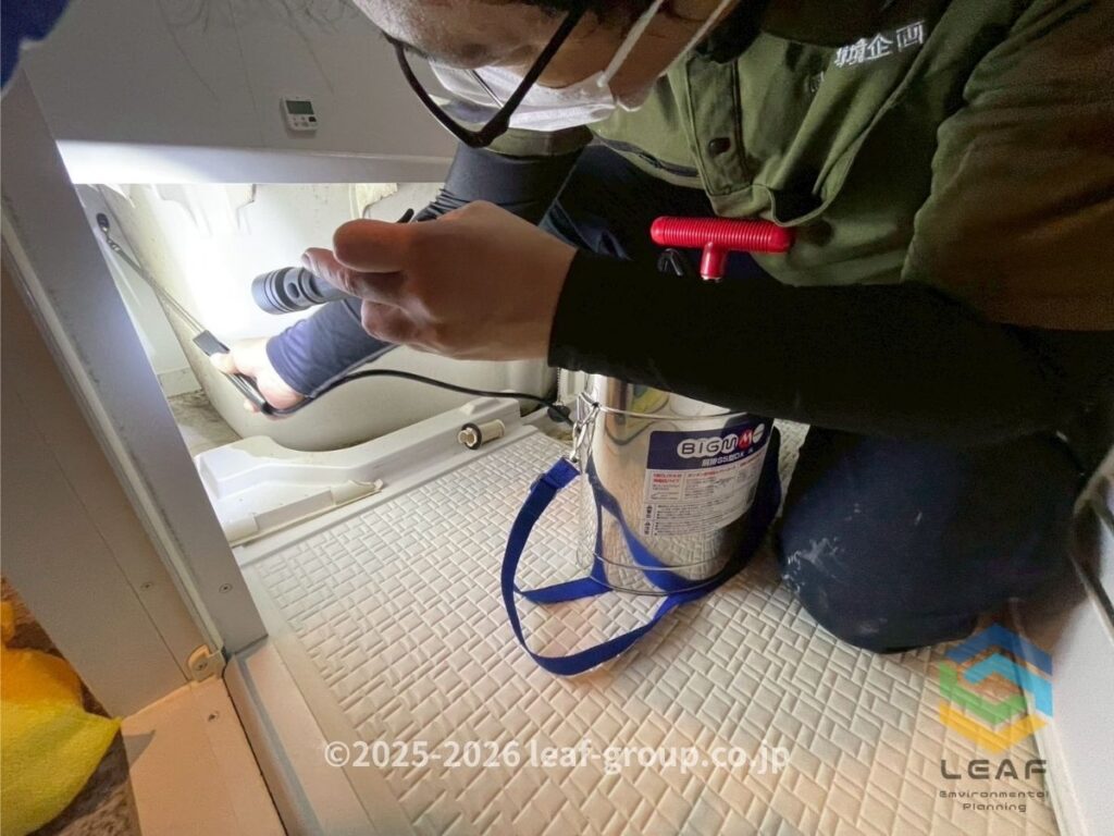浴室 薬剤散布 作業