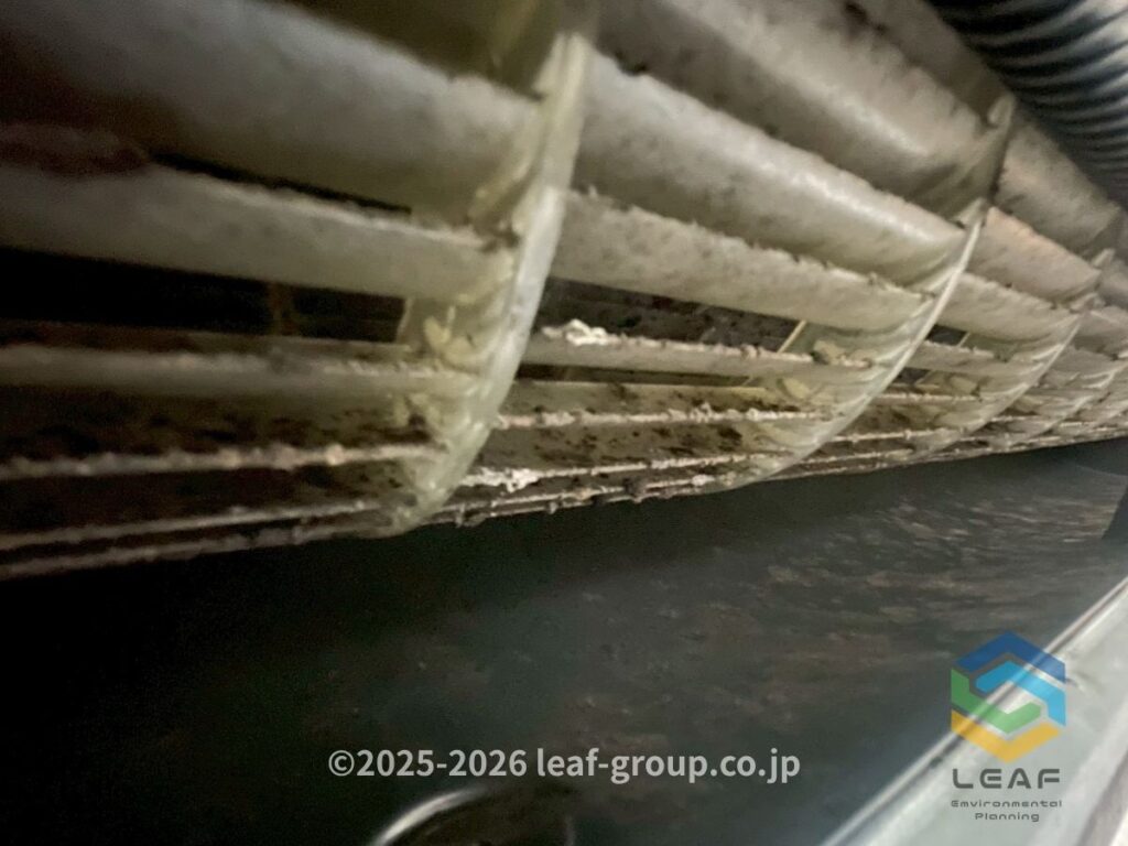 ハイセンスエアコン送風ファン洗浄前